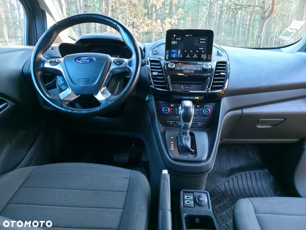 Ford Tourneo Connect Grand - 19