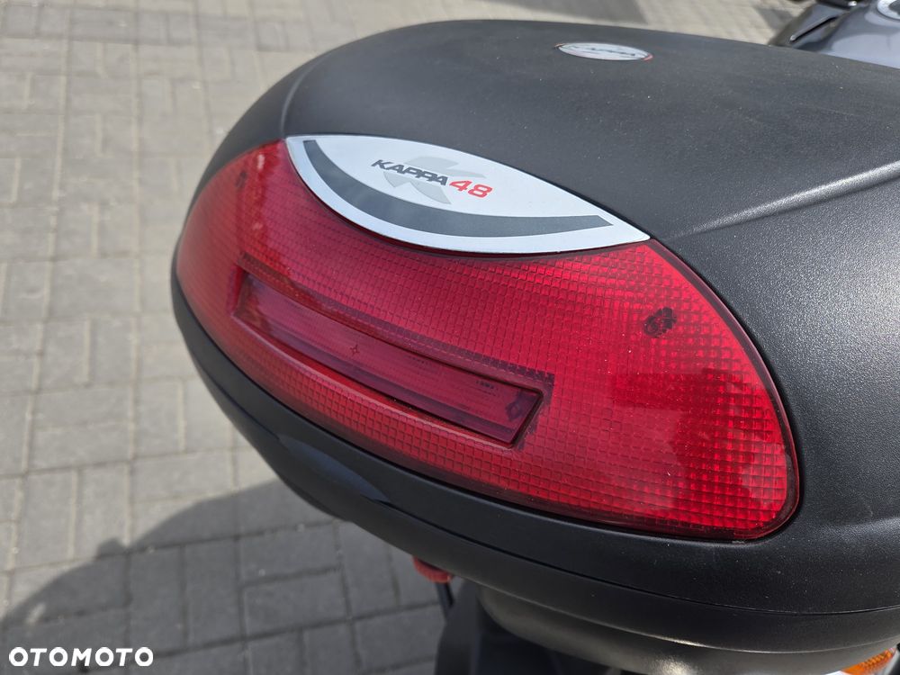 Suzuki V-STROM - 19