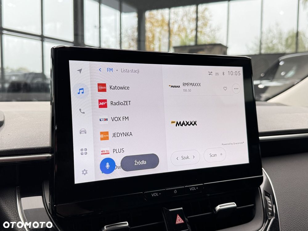 Toyota Corolla 1.8 Hybrid Comfort - 32