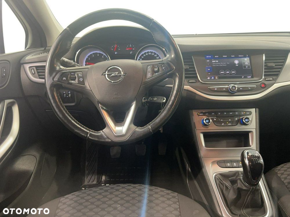 Opel Astra - 9