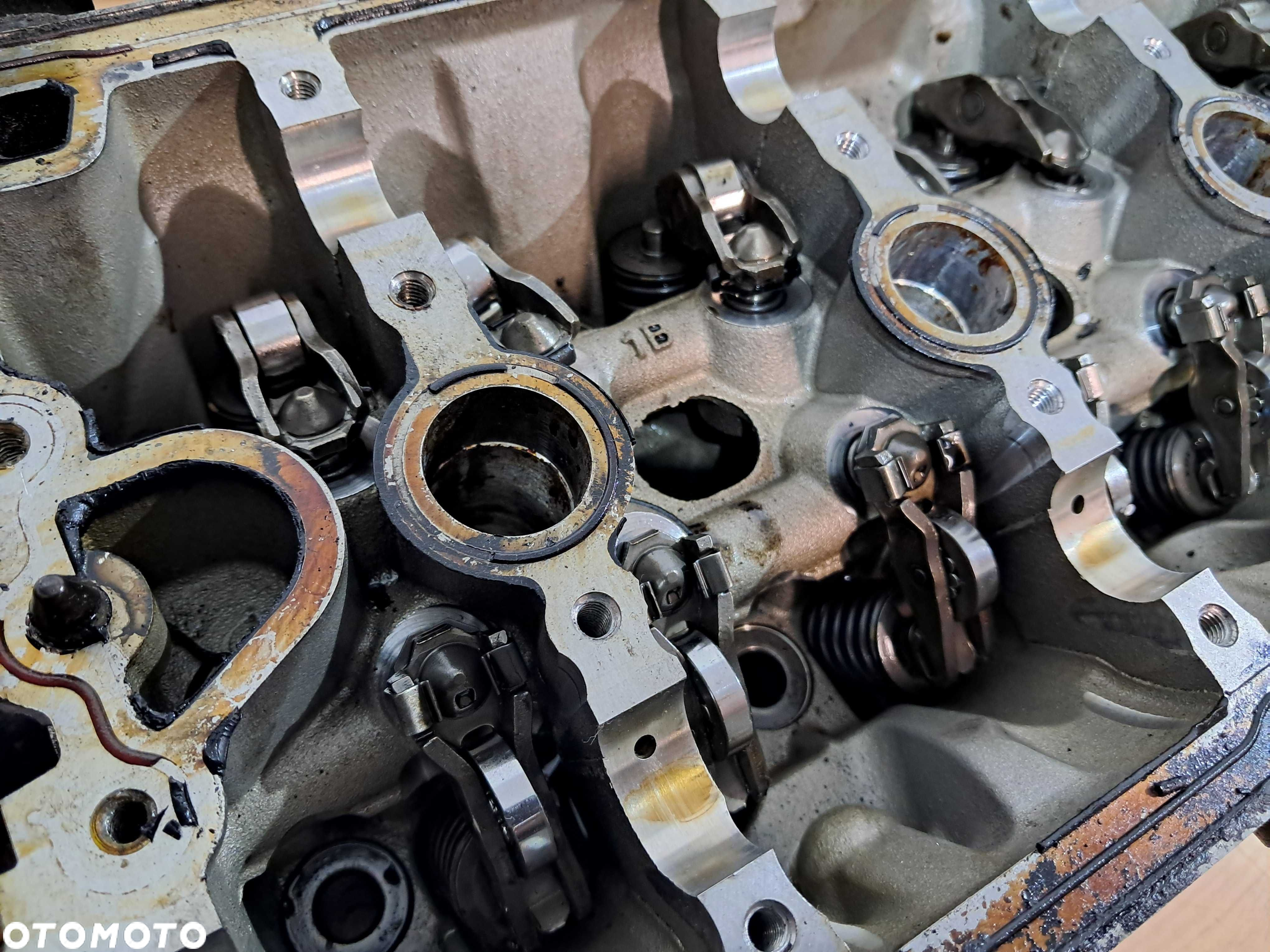Głowica silnika wałki wałek 2.0 TFSI AUDI A4 B8 A5 8T Q5 po rozrządzie - 6