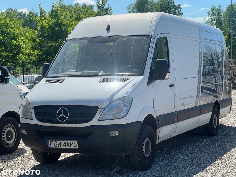 Mercedes-Benz SPRINTER 319 LONG - 1