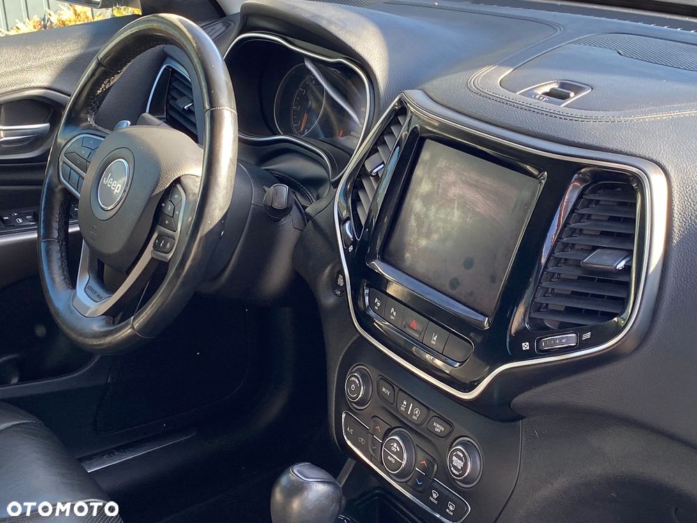 Jeep Cherokee 2.0 GME Active Drive I Limited - 15