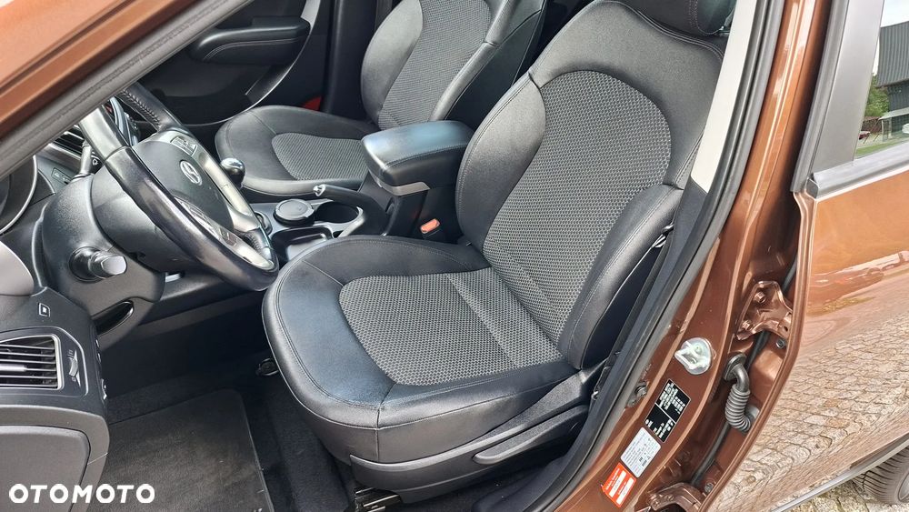 Hyundai ix35 1.6 GDI Premium 2WD - 23