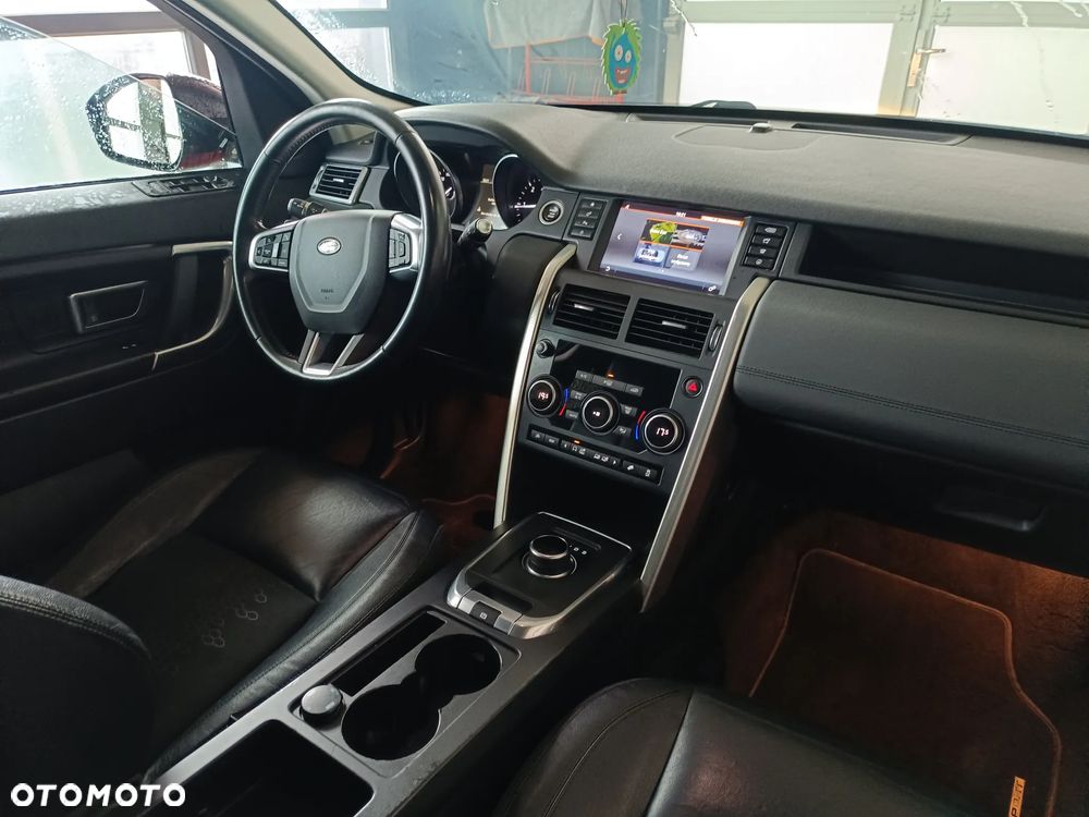 Land Rover Discovery Sport TD4 SkyView Edition - 8