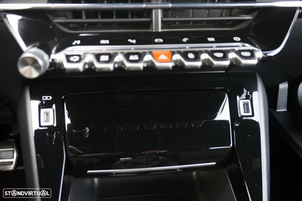 Peugeot 208 1.2 PureTech GT Line - 27