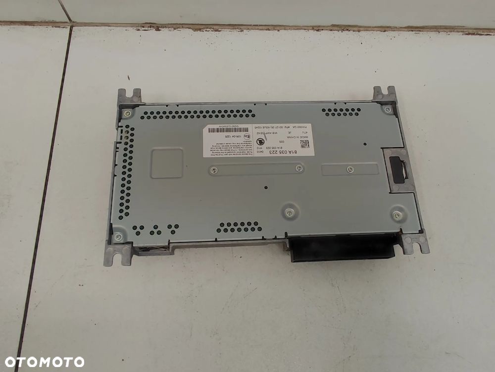 WZMACNIACZ RADIA AUDIO SKODA OCTAVIA III 3 - 4