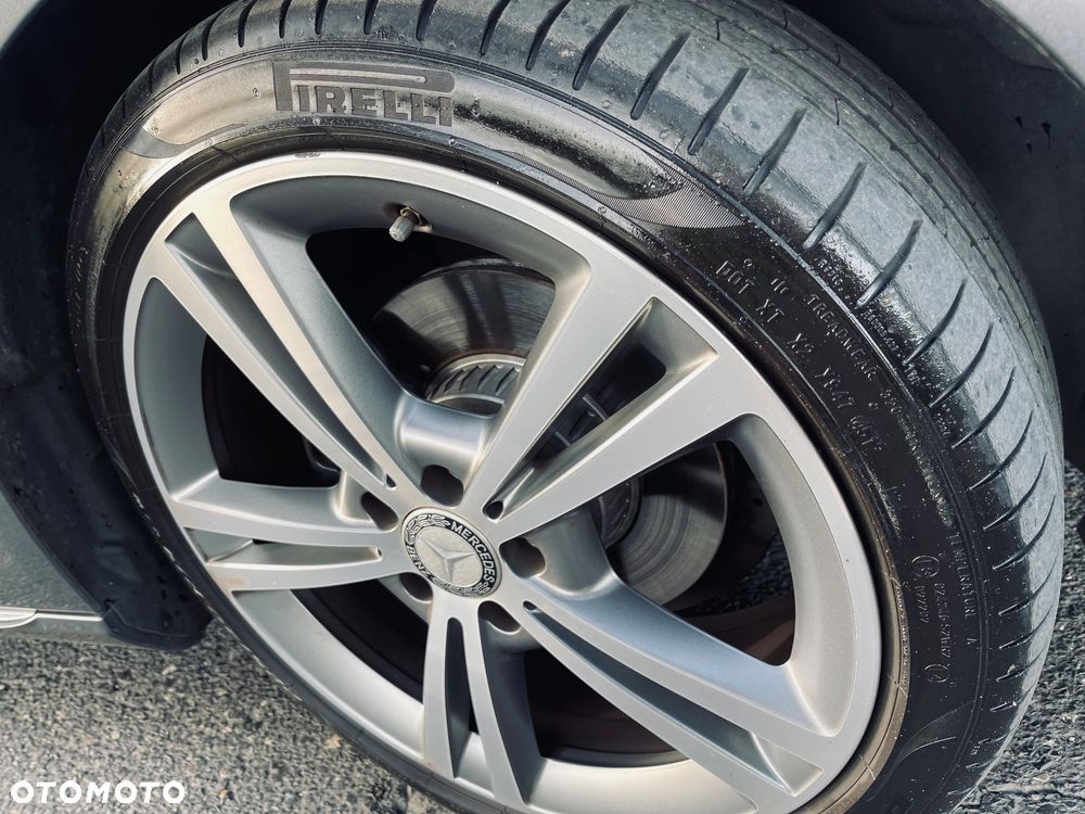 Mercedes-Benz Klasa E 220 d Business Edition 9G-TRONIC - 32