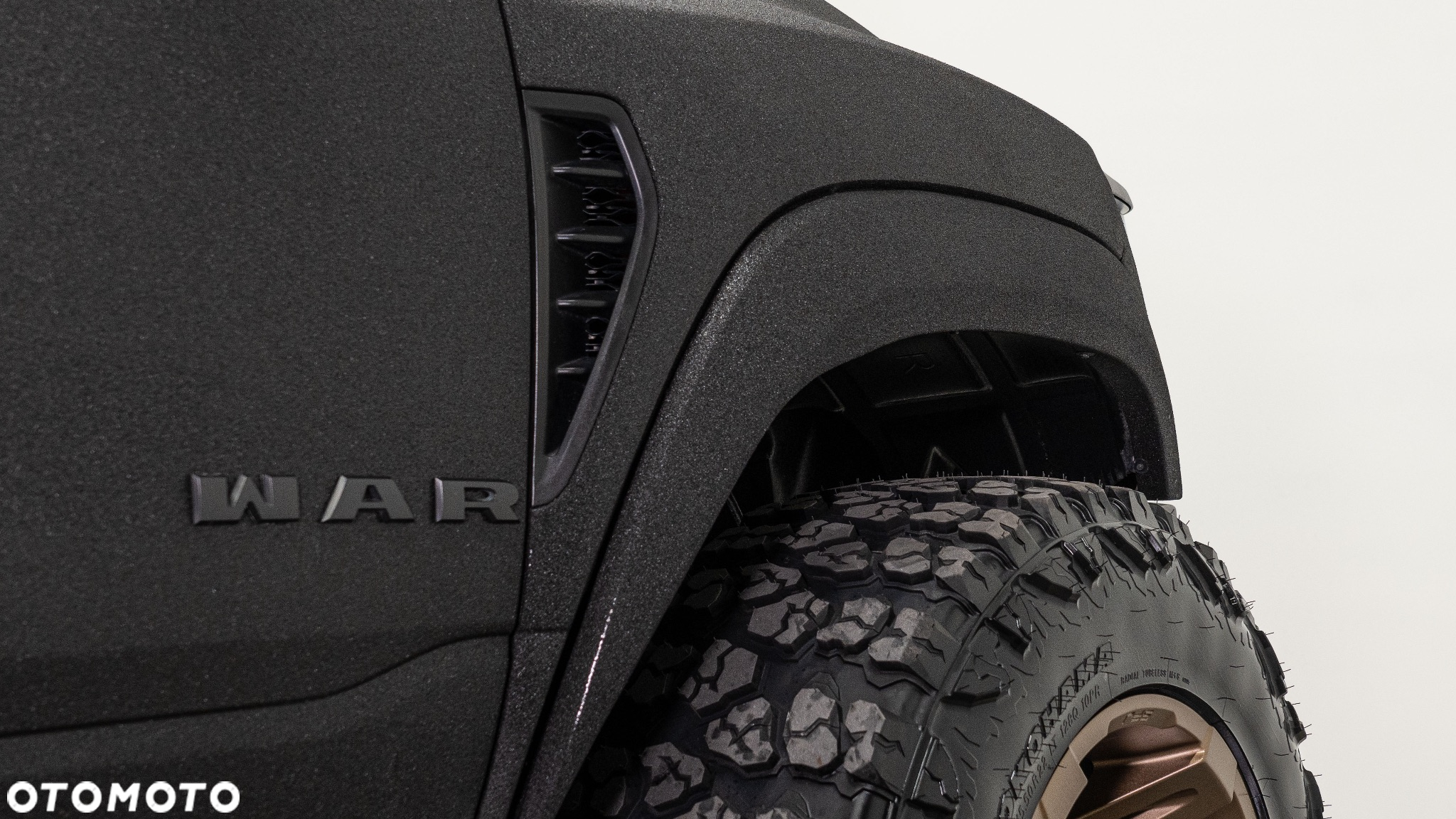 RAM 1500 TRX - 24