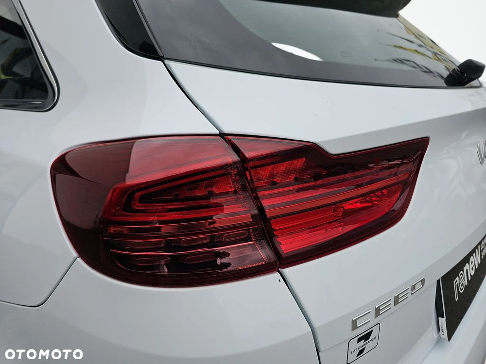 Kia Ceed 1.5 T-GDI M - 27