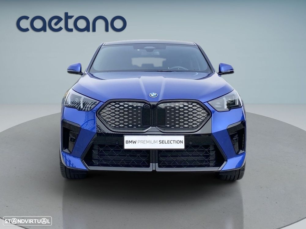 BMW iX2 eDrive20 Pack Desportivo M Pro - 27