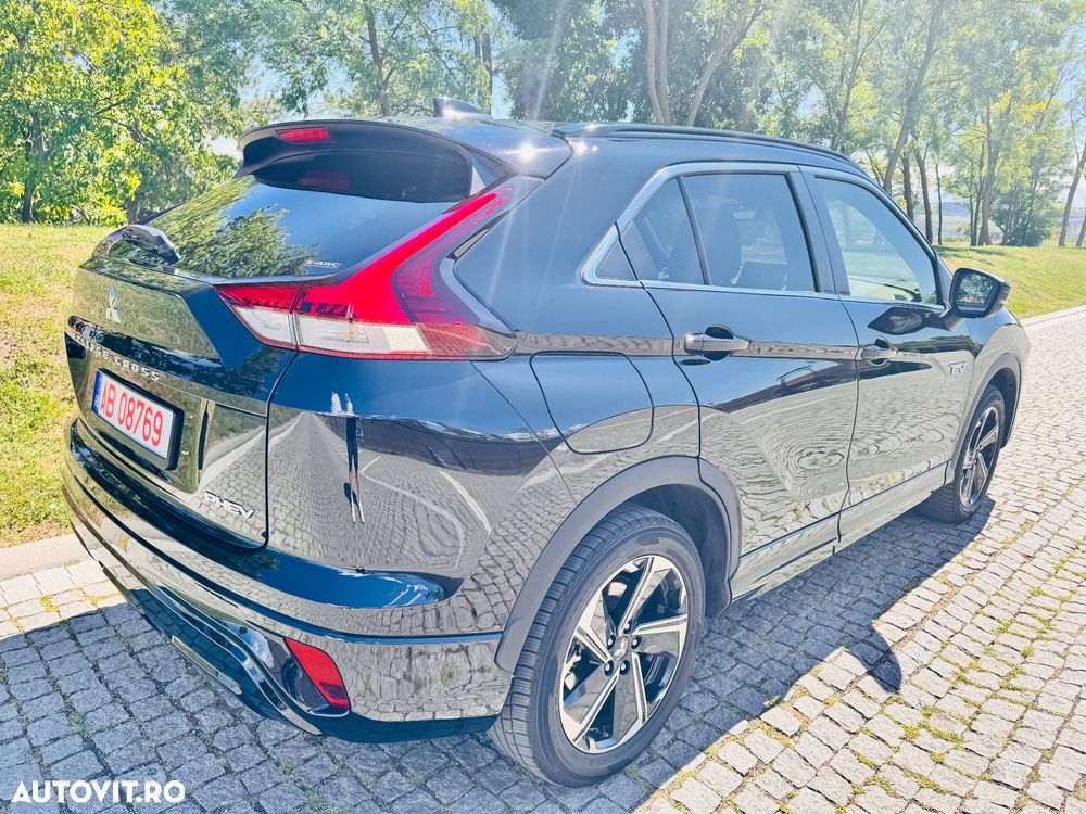 Mitsubishi Eclipse-Cross Plug-In Hybrid 4WD Plus Select - 13