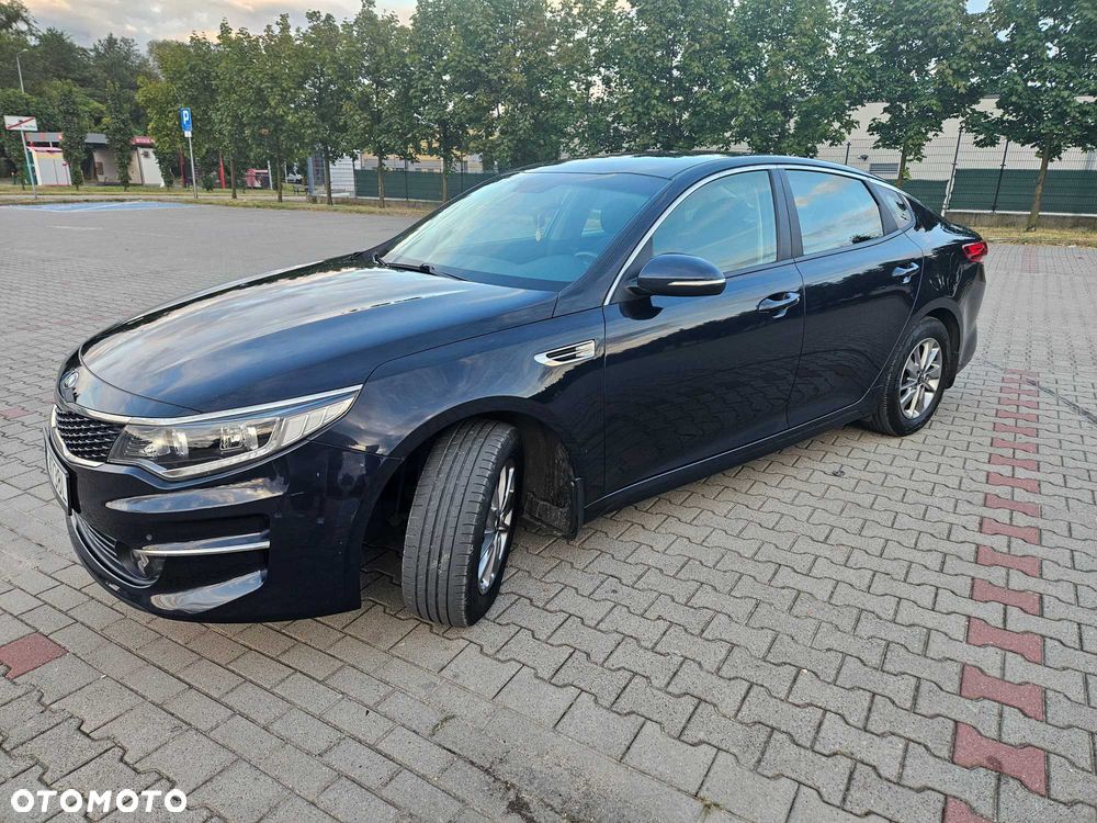 Kia Optima - 1