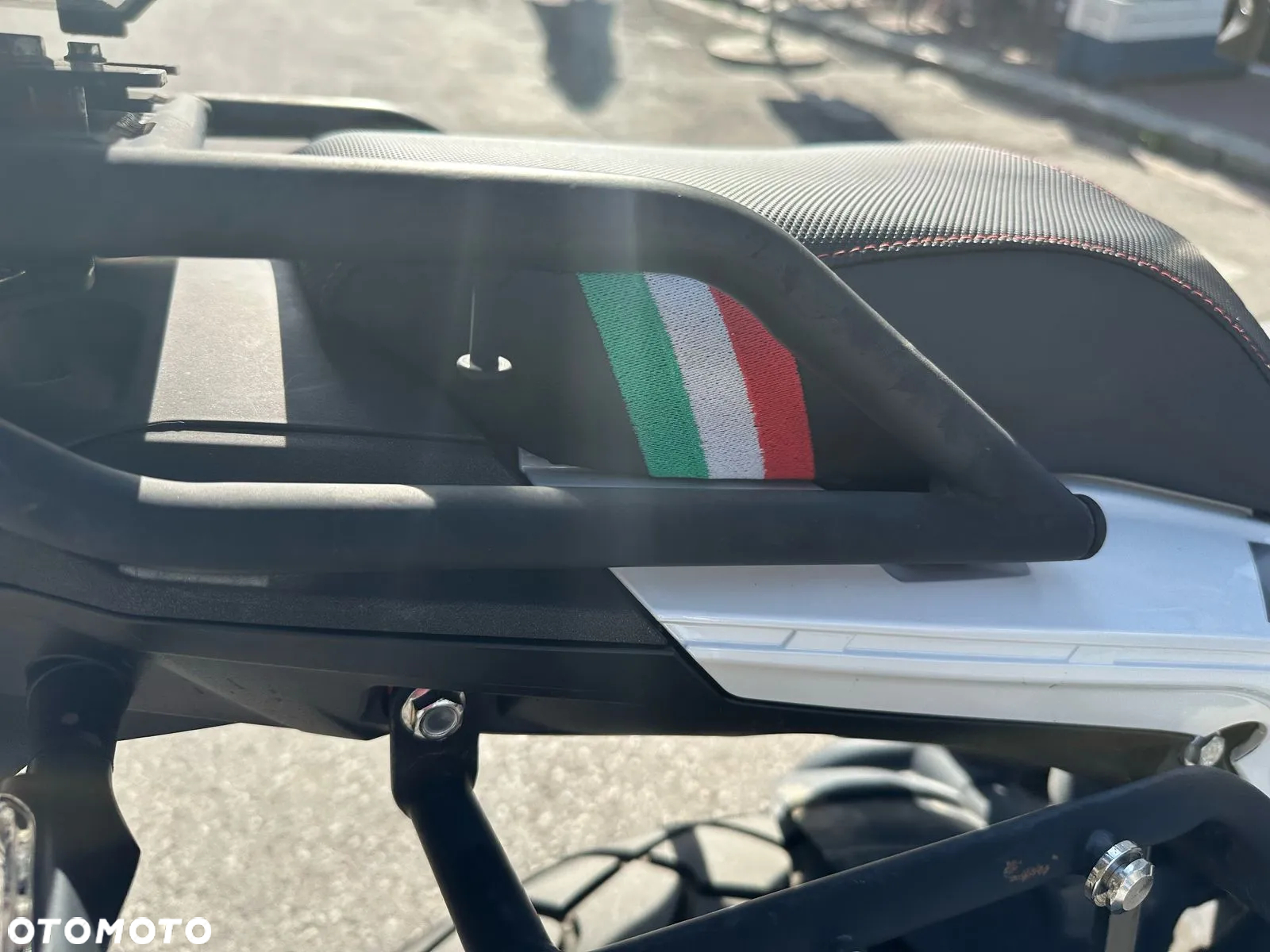 Benelli TRK 502X - 10