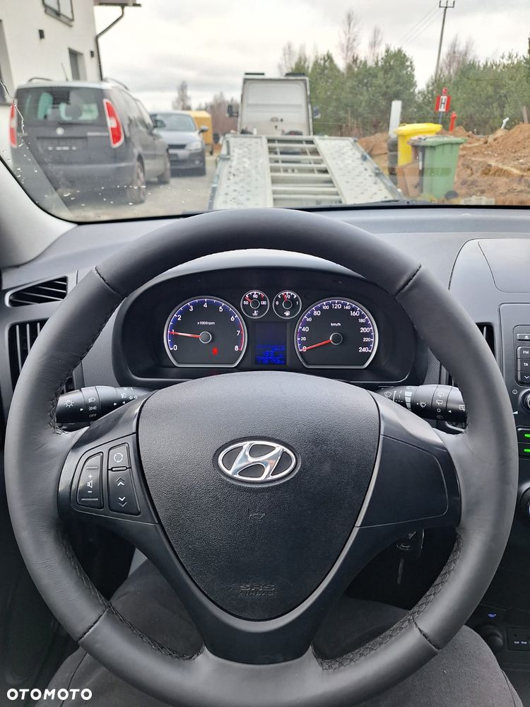 Hyundai i30 i30cw 1.4 blue Comfort - 11