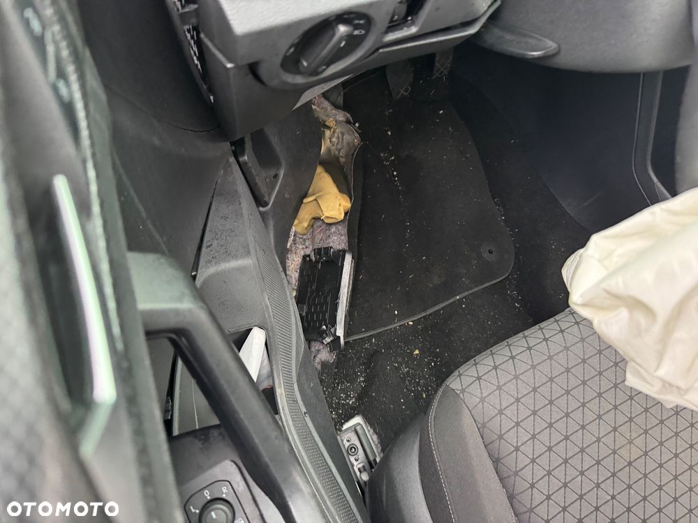 Volkswagen T-Cross - 20