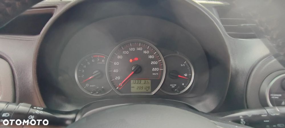Toyota Yaris 1.0 Luna - 24