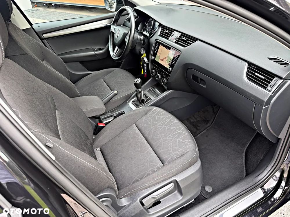 Skoda Octavia 1.6 TDI SCR Clever - 19
