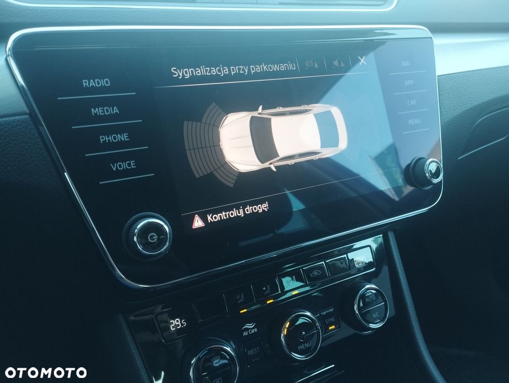 Skoda Superb 2.0 TDI SCR Style DSG - 20