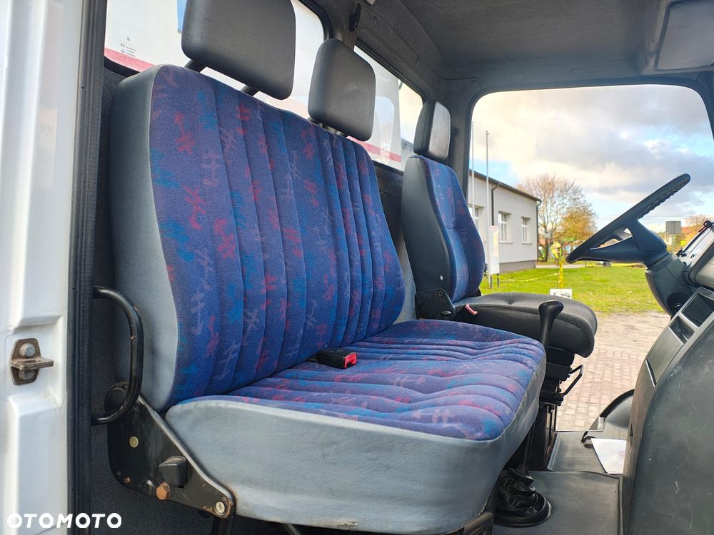 Mercedes-Benz VARIO  - 812 D HL - 8