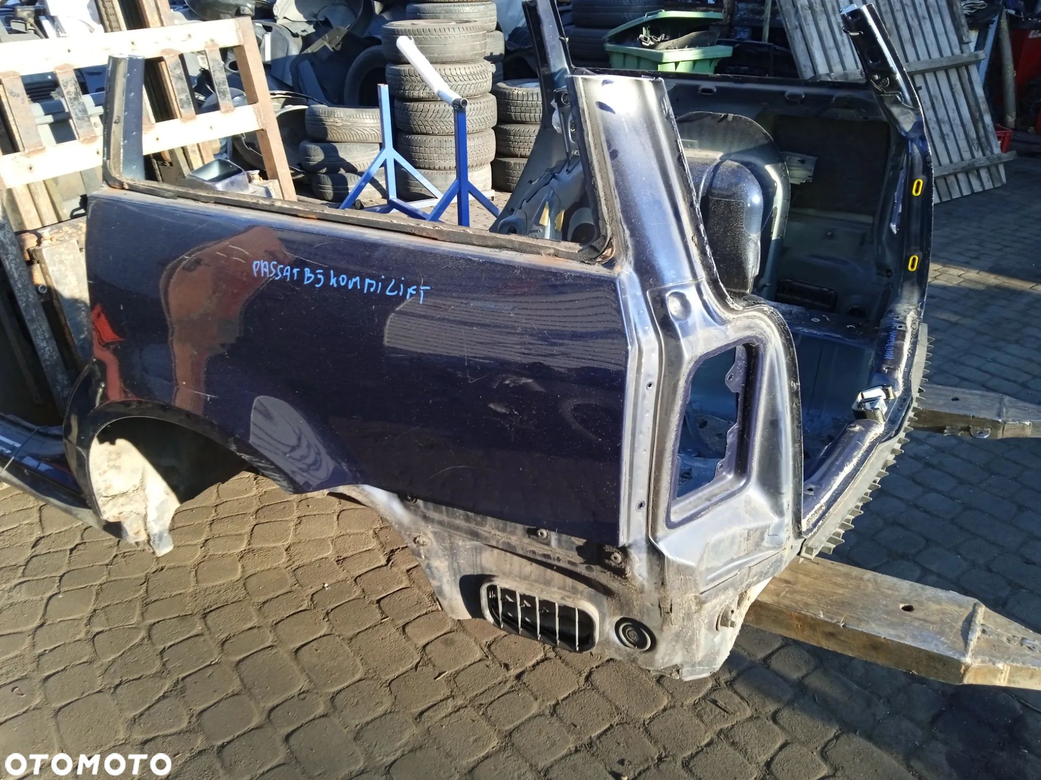 BŁOTNIK TYLNY VOLKSWAGEN PASSAT B5 LIFT KOMBI LEWY LUB PRAWY - 1
