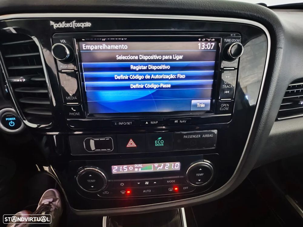 Mitsubishi Outlander - 45