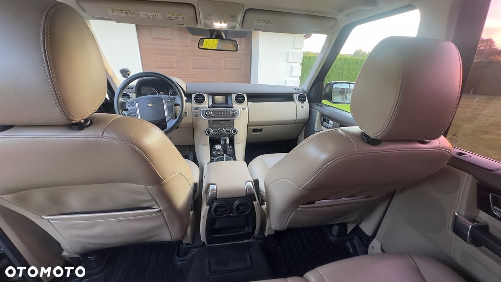 Land Rover Discovery 3.0D V6 SE - 30