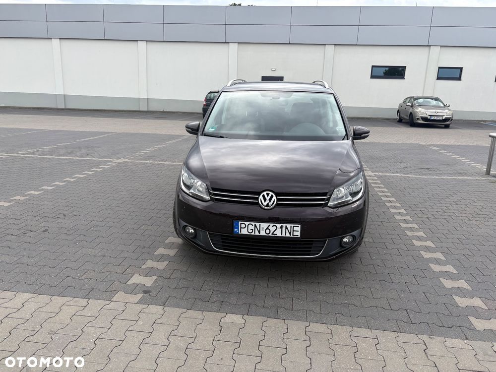 Volkswagen Touran 1.6 TDI DPF DSG Life - 2