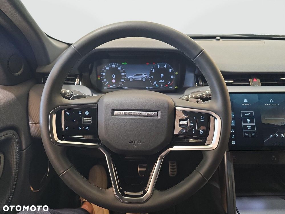 Land Rover Discovery Sport - 11