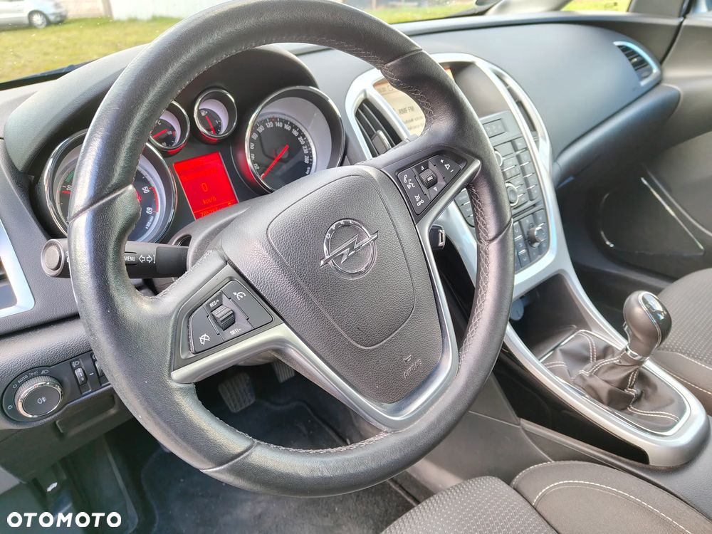 Opel Astra 1.7 CDTI DPF Cosmo - 27