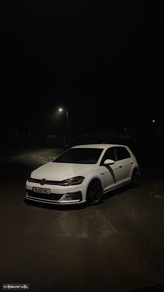VW Golf GTI 2.0 TSI OPF DSG Performance - 12