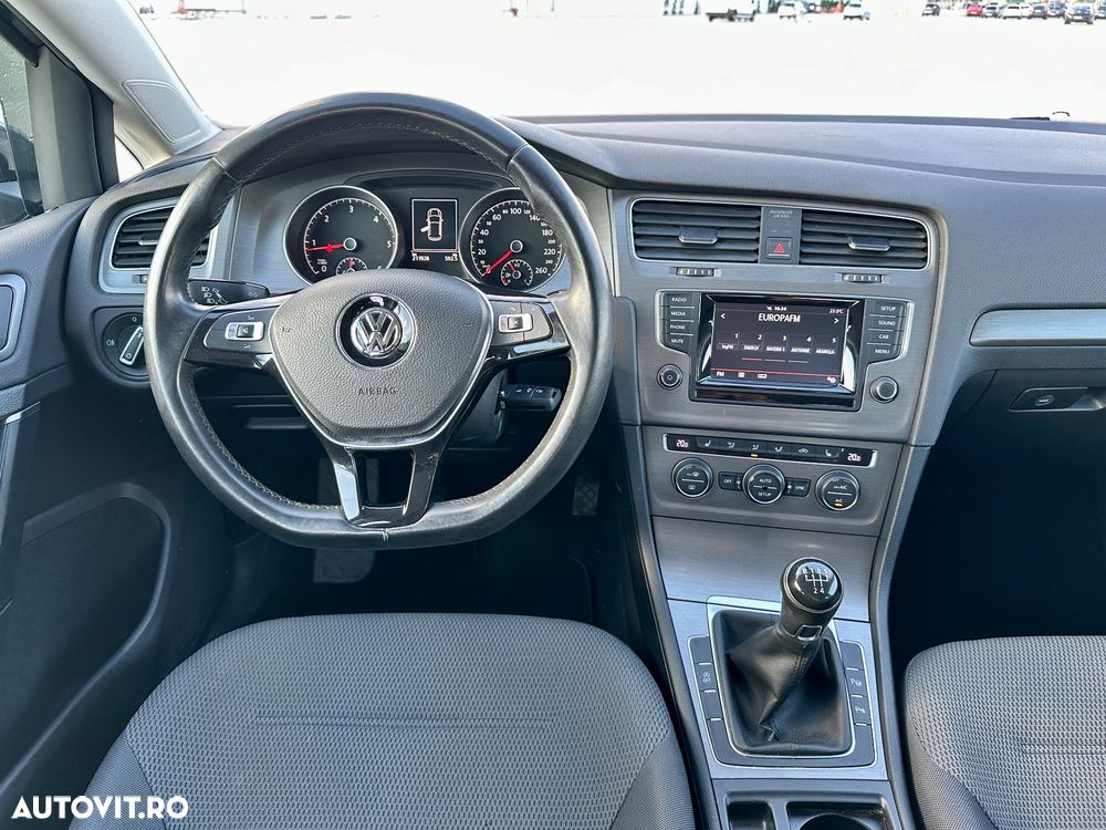 Volkswagen Golf 1.6 TDI BlueMotion Technology Comfortline - 7