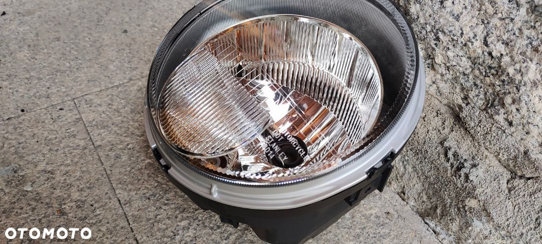 SUZUKI VLR 1800 Lampa Przód Reflektor 2008-2009 - 2