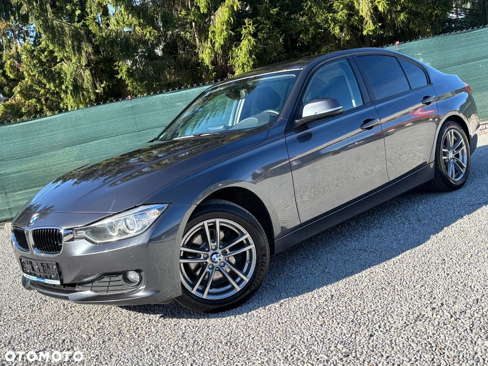 BMW Seria 3 320d Sport Line - 6
