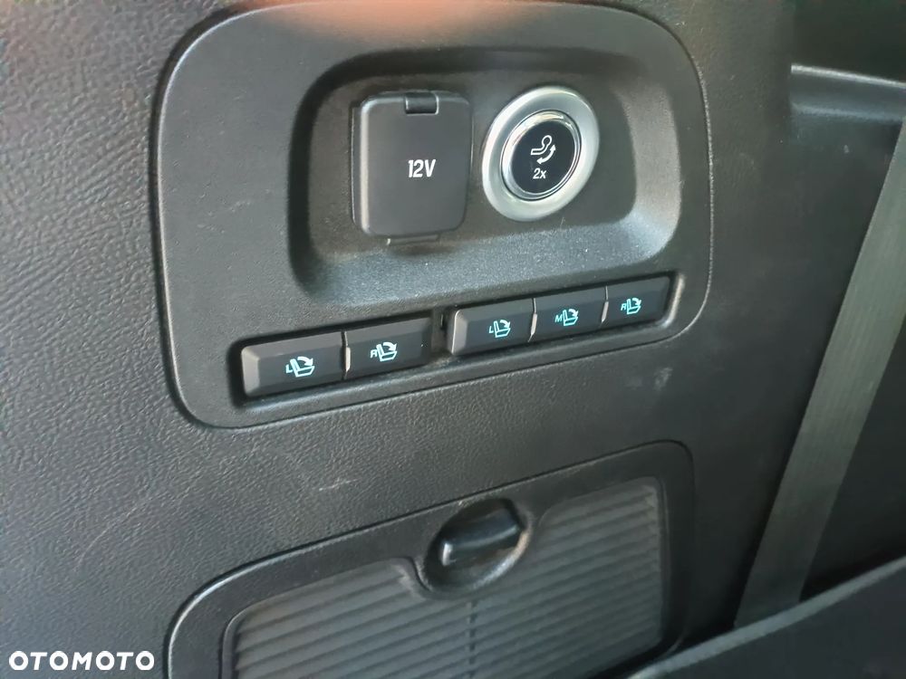 Ford S-Max 2.0 TDCi 4WD Titanium PowerShift - 16