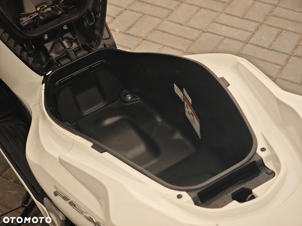Honda PCX - 9