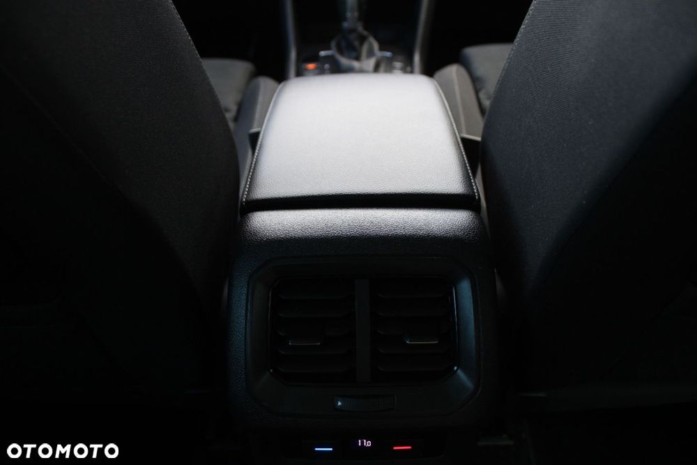 Volkswagen Tiguan - 30