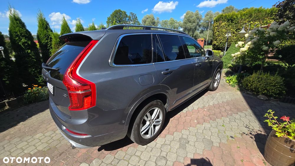 Volvo XC 90 D5 AWD Geartronic Momentum - 8