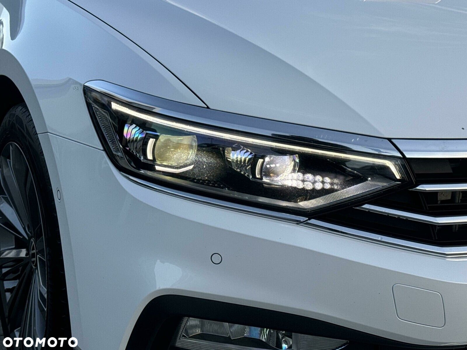 Volkswagen Passat 2.0 TSI Elegance DSG - 9