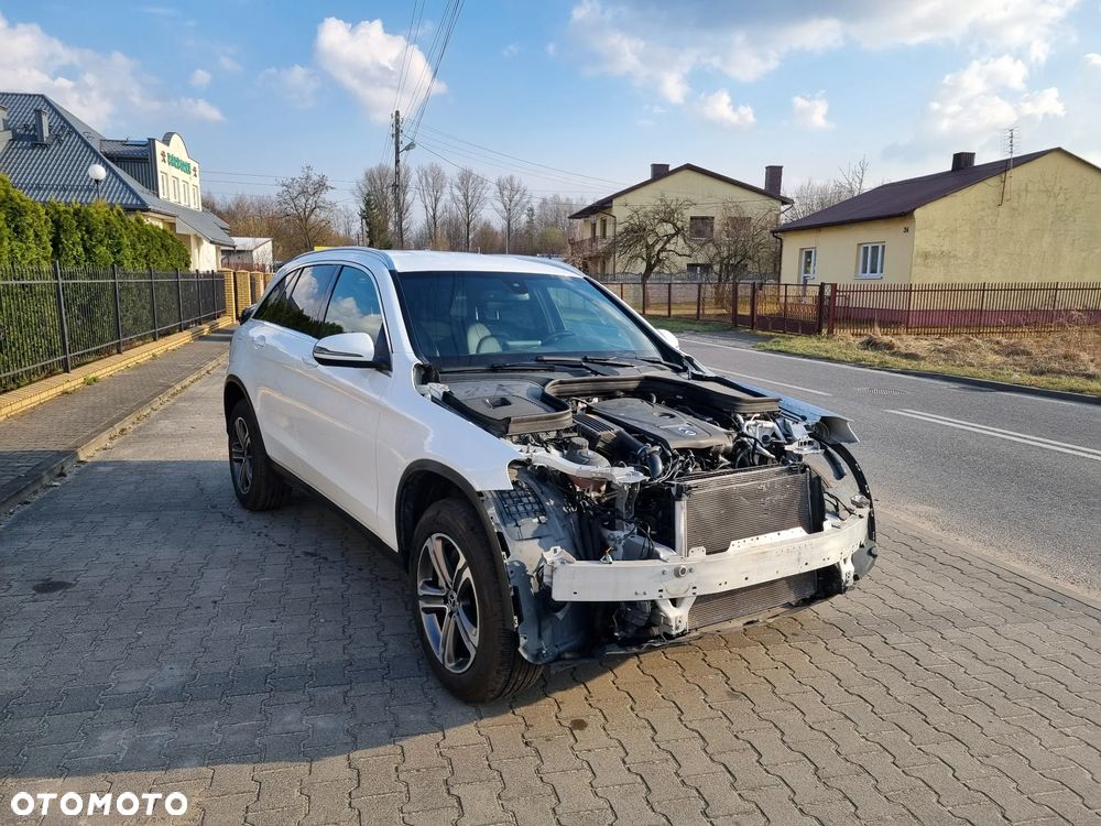 Mercedes-Benz GLC - 5