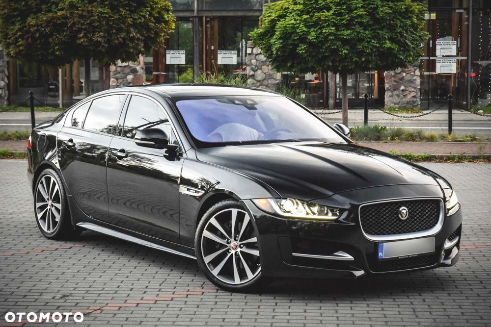 Jaguar Xe
