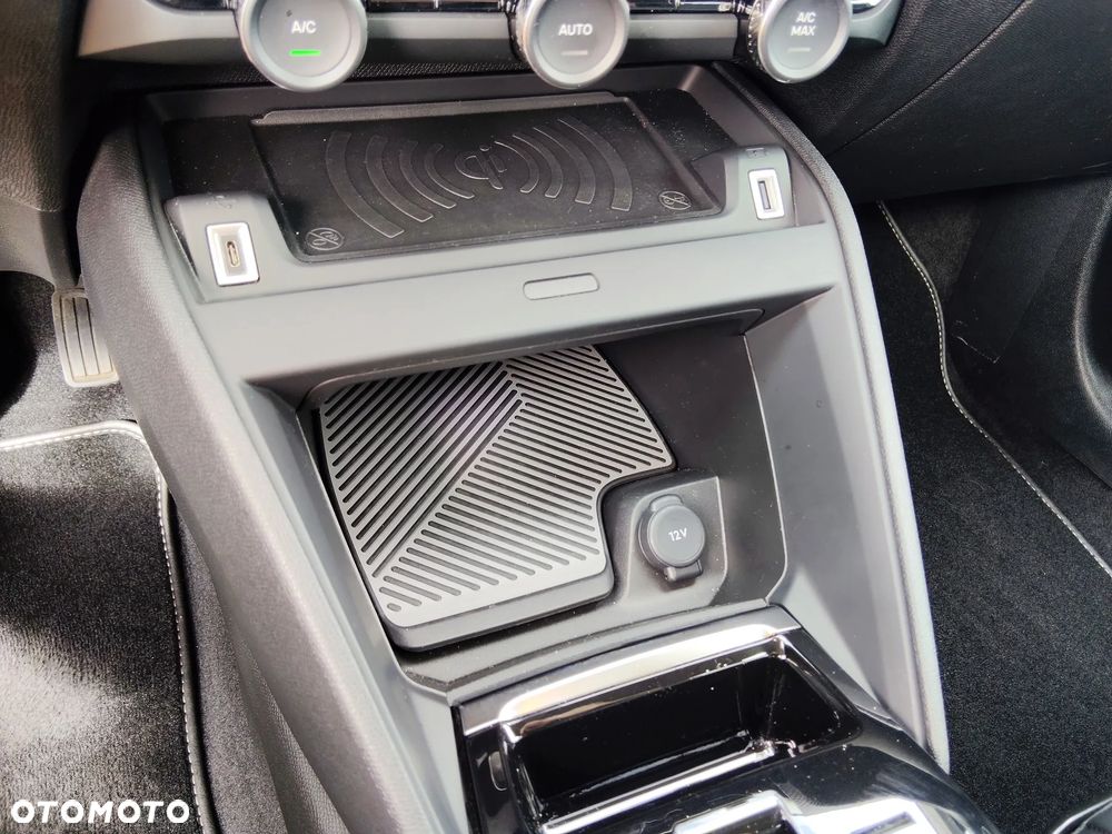 Citroën C4 PureTech 130 Stop&Start EAT8 MAX - 21