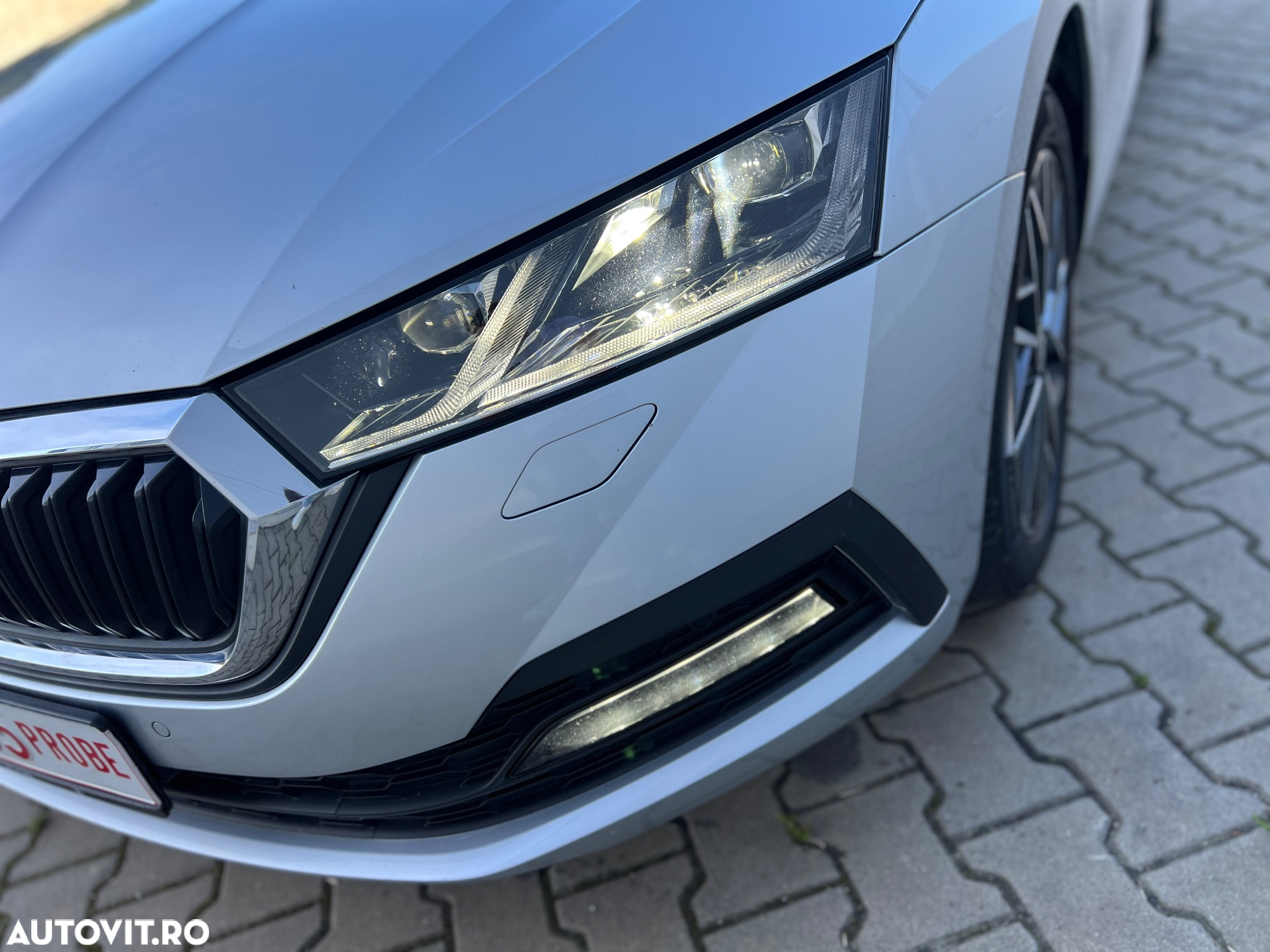 Skoda Octavia 2.0 TDI DSG Selection Plus - 20