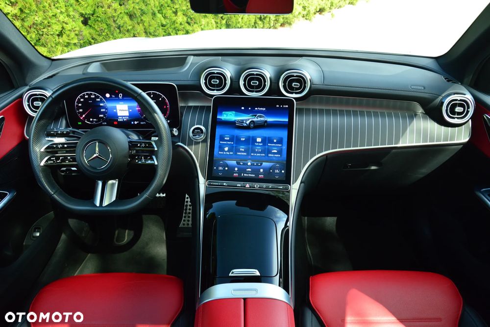 Mercedes-Benz GLC 220 d 4Matic 9G-TRONIC AMG Line Advanced - 3