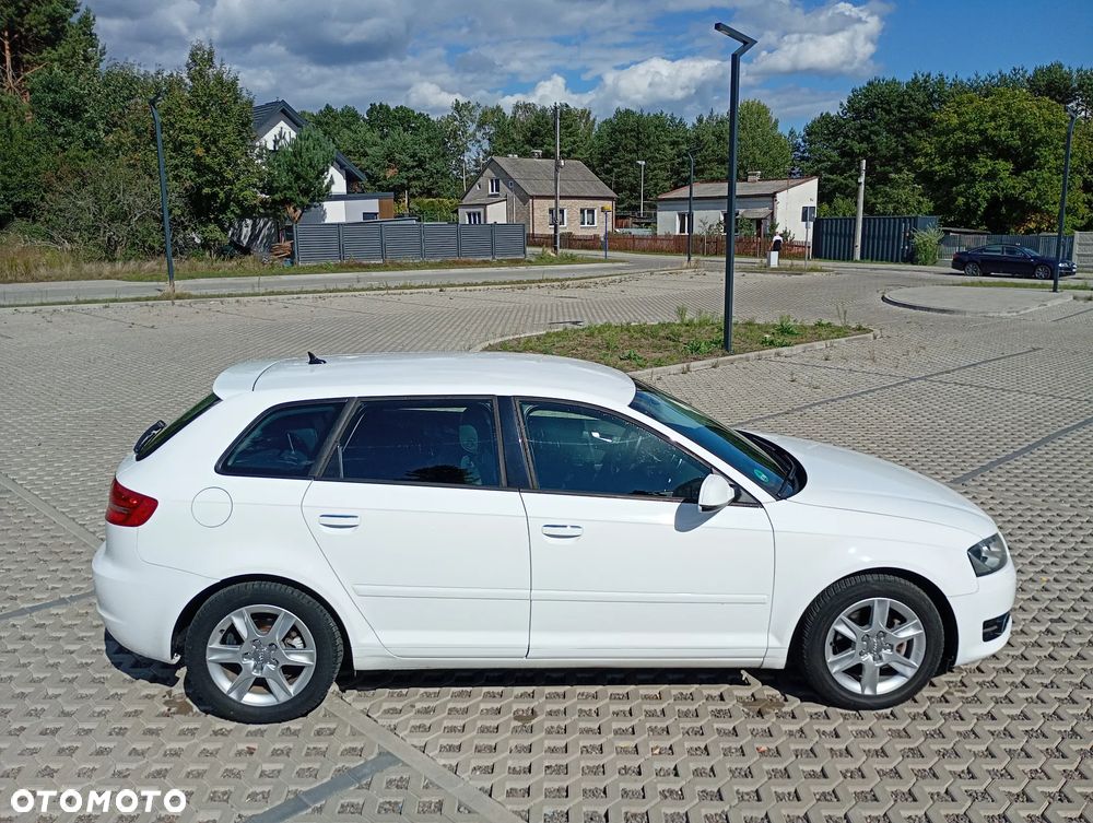 Audi A3 Sportback 2.0 TDI DPF Ambition - 12