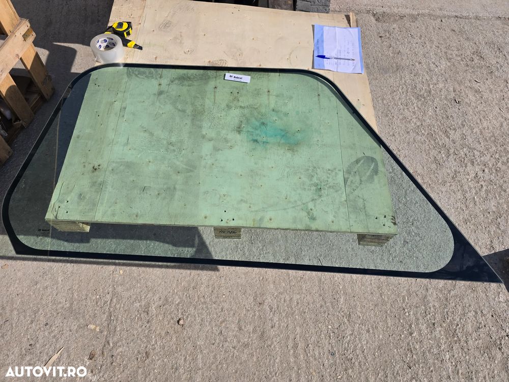 Geam Dreapta Nou Incarcator Bobcat Telehandler, cod 6908788 - 1