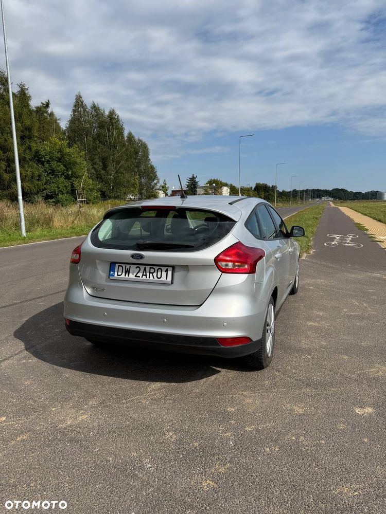 Ford Focus 1.6 Titanium - 5