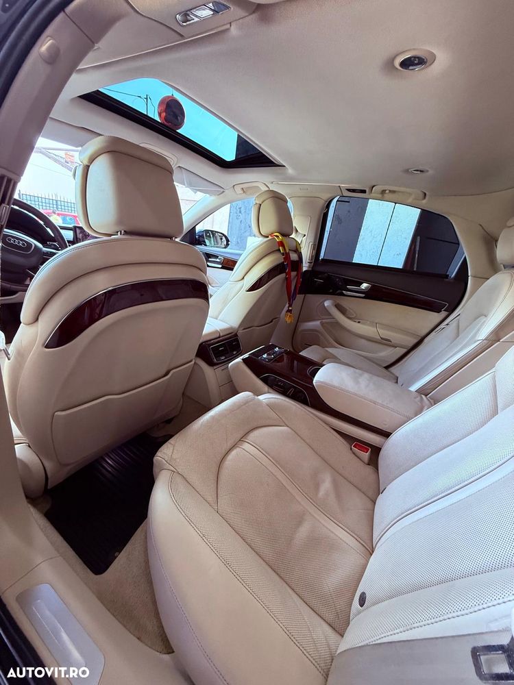 Audi A8 - 9