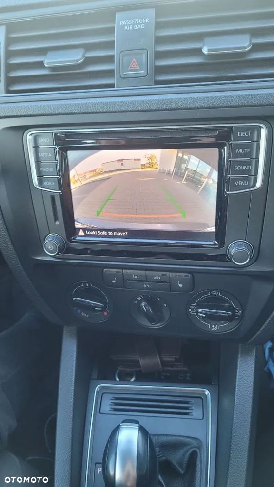 Volkswagen Jetta 1.4 TSI DSG BlueMotion Technology - 3