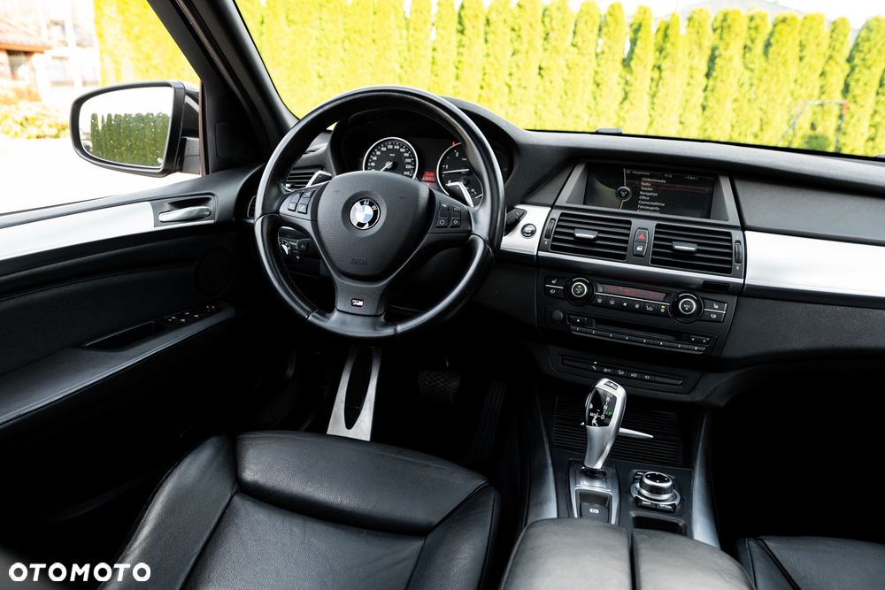 BMW X5 xDrive40d - 26